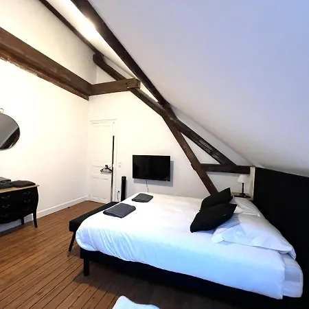 L'Hotel Des Ventes Reims Chativesle Exterior photo