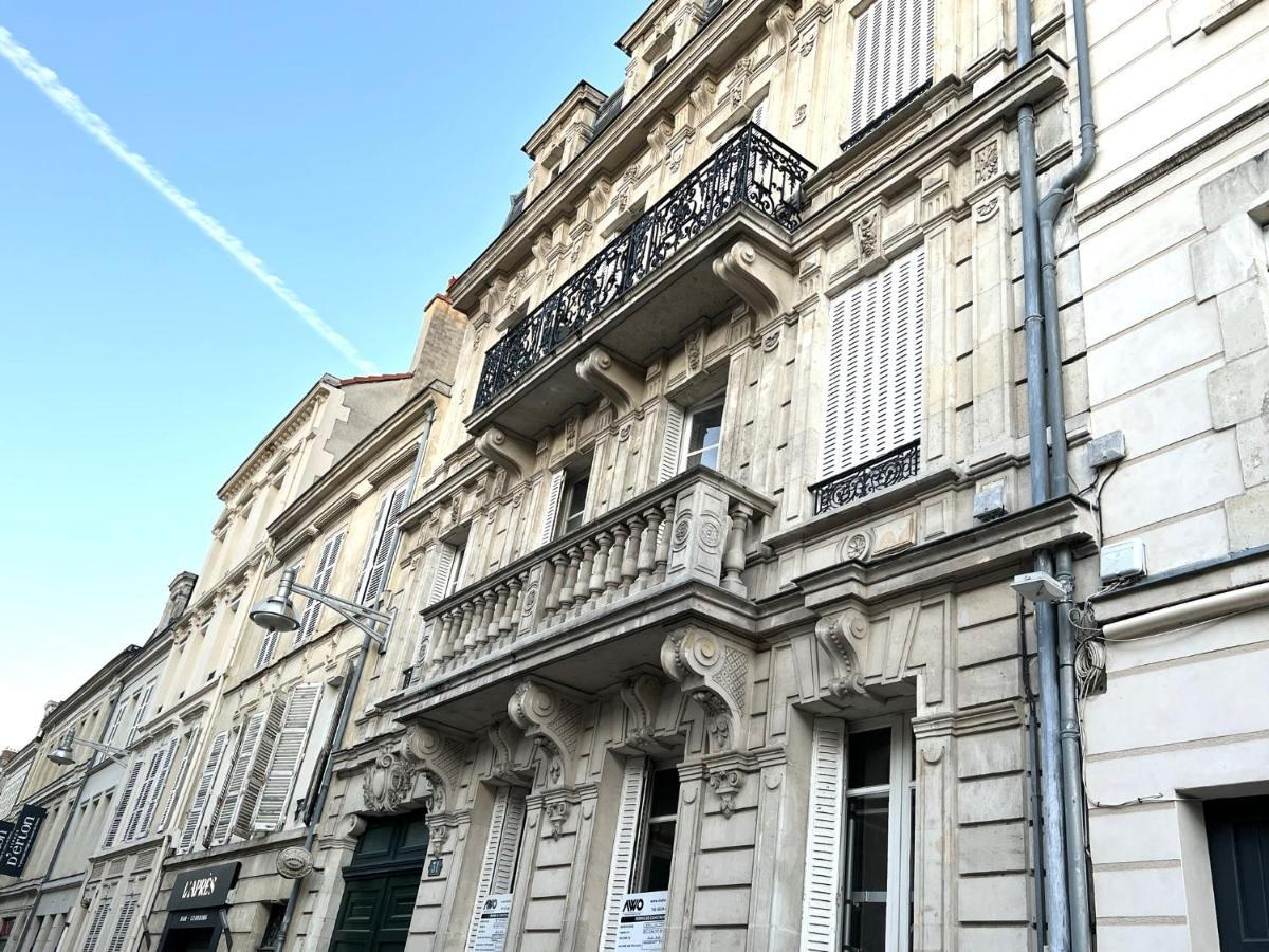 L'hotel Des Ventes Chativesle Apartment