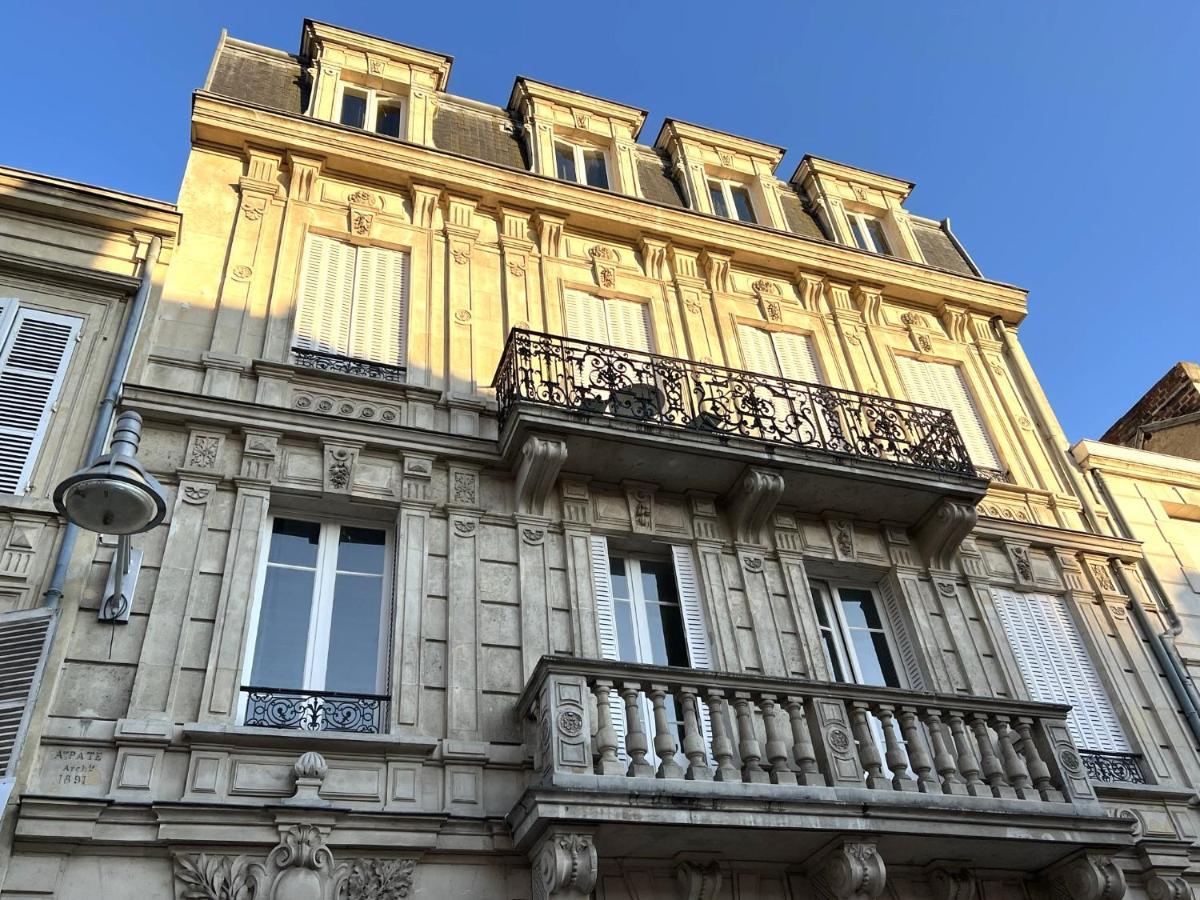 Apartment L'hotel Des Ventes Chativesle Reims