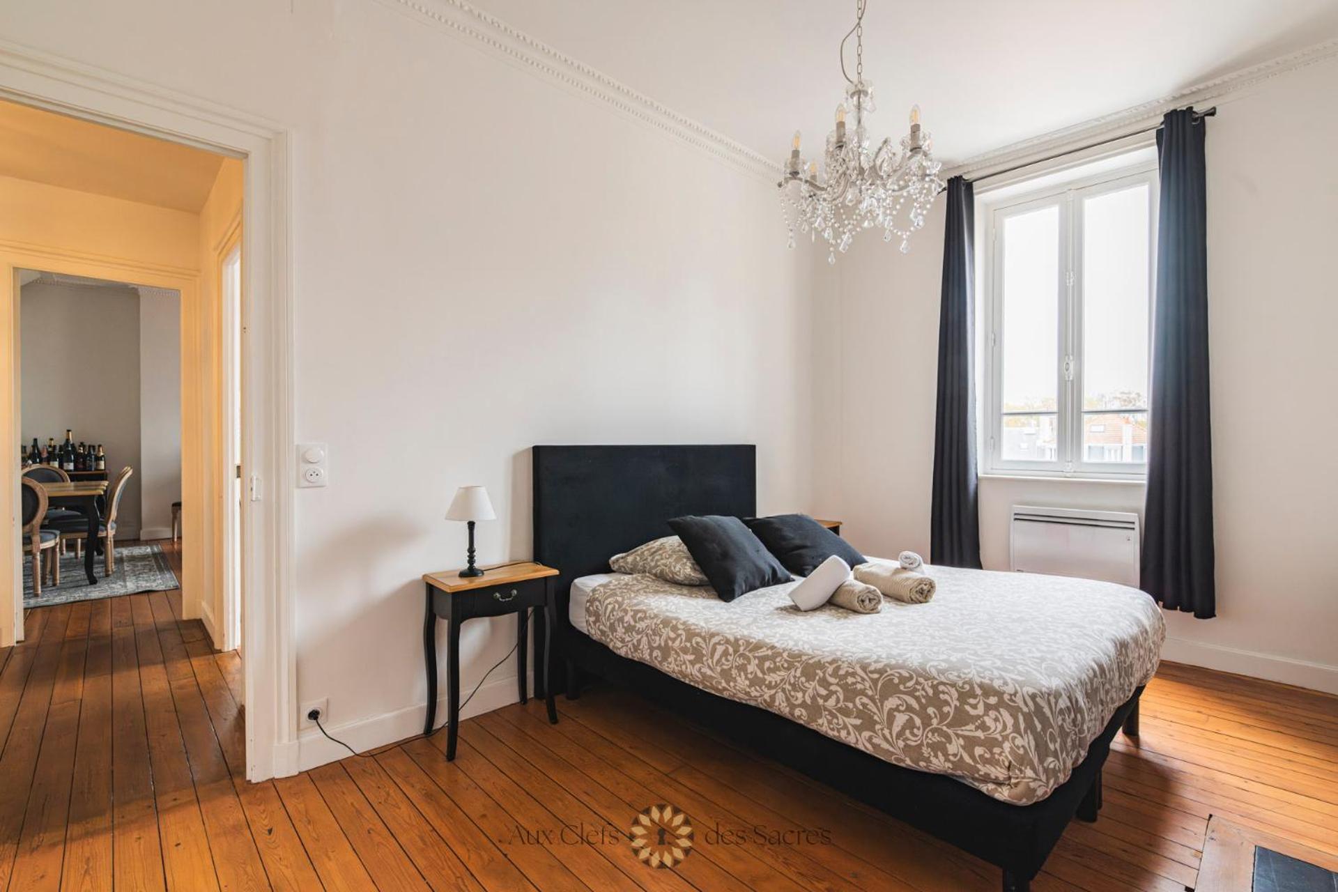 L'hotel Des Ventes Chativesle Apartment *